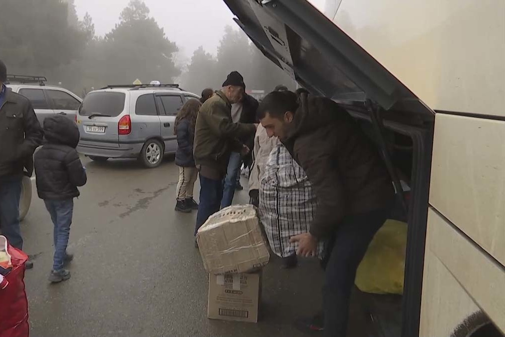 За сутки более 480 беженцев вернулись в свои дома в Нагорном Карабахе