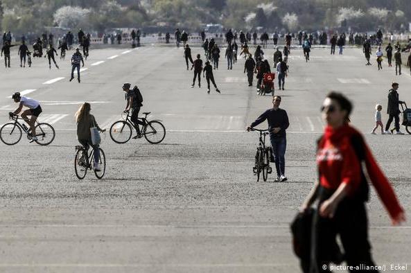 В Германии коэффициент заражения коронавирусом опустился ниже единицы