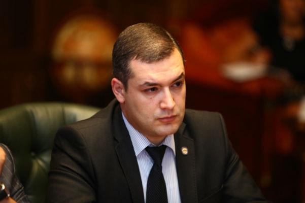 Тигран Уриханян подал заявление о сложении депутатского мандата