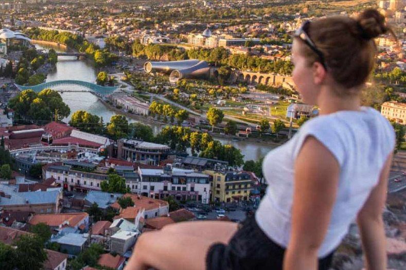 Путешествия в эпоху коронавируса: авторитетный туристический портал назвал самые безопасные направления для отдыха летом 2020 года