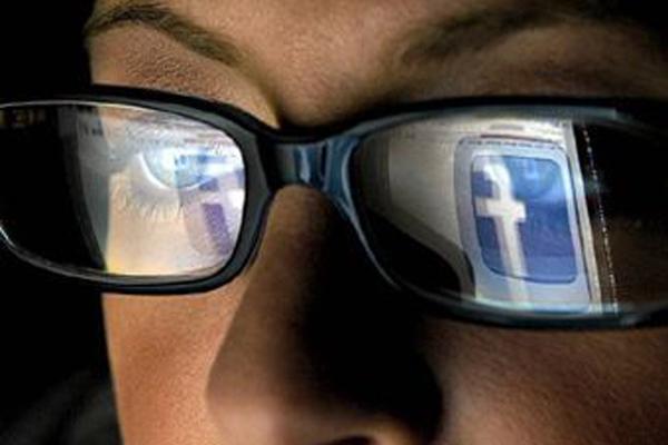 В мире открываются клиники для Facebook-зависимых