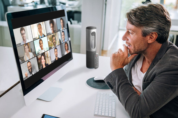 Сенаторов в США попросили отказаться от Zoom при проведении онлайн-совещаний