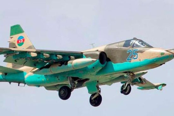 Подразделения ПВО Арцаха сбили в северо-восточном направлении фронта Су-25 противника