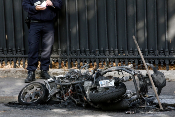 В Париже произошел взрыв возле здания посольства Иордании