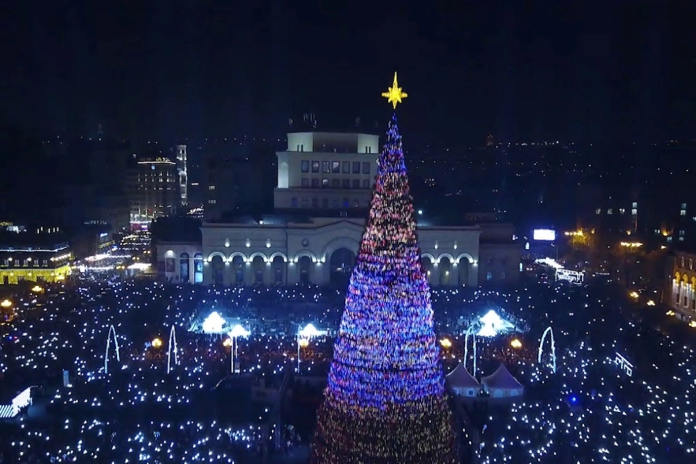 Երևանում ամանորյա լուսավորություն, հրավառություն չի լինի, բայց գլխավոր տոնածառը կտեղադրվի․ քաղաքապետարան