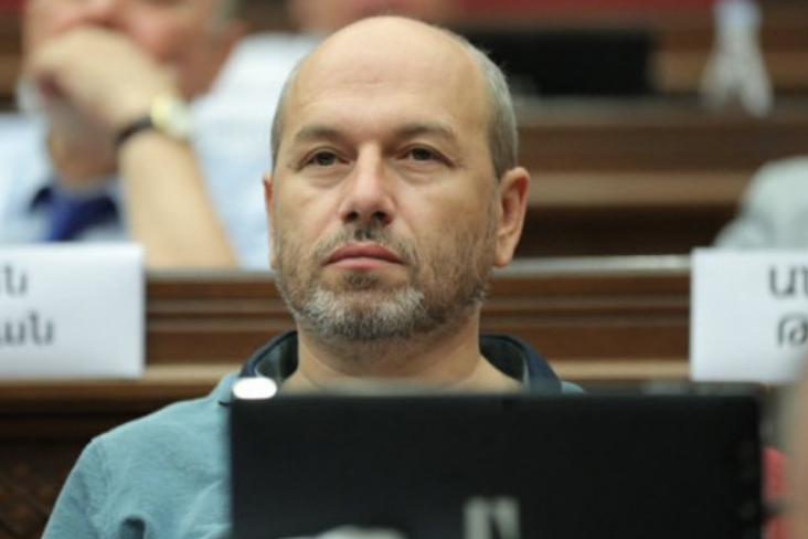Депутат от блока «Армения»: Сегодня собираемся на площади Республики в Ереване