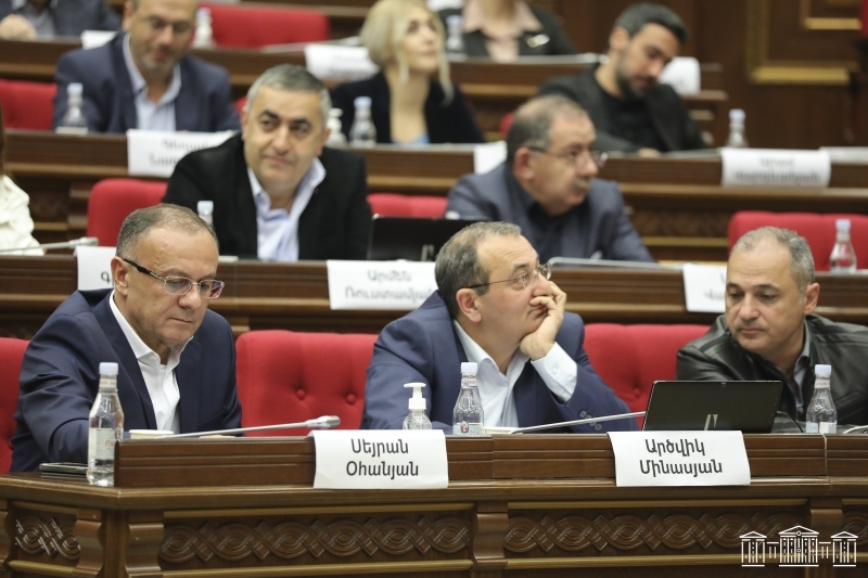 Блок «Армения» созвал парламентские слушания по вопросу делимитации