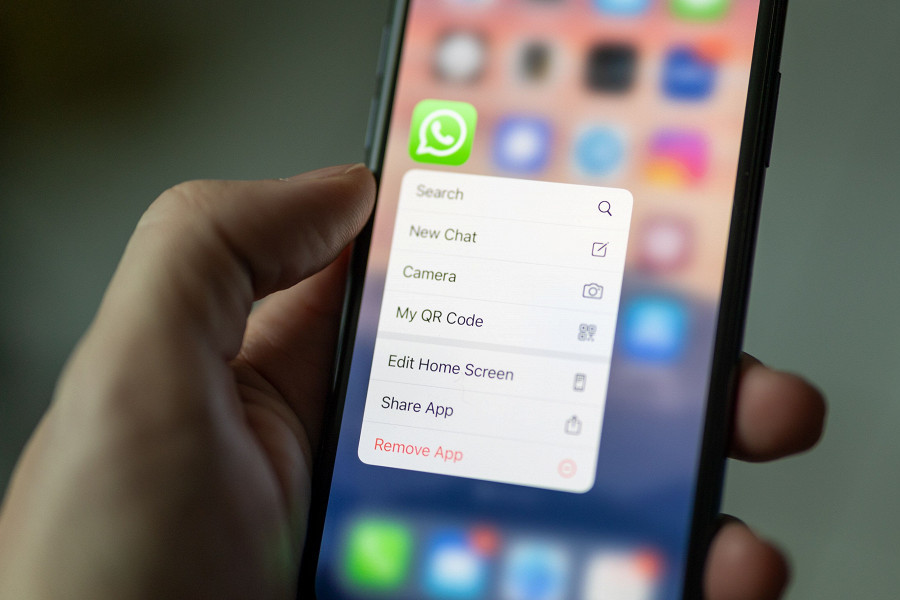 В WhatsApp появилась возможность ставить пароли на чаты