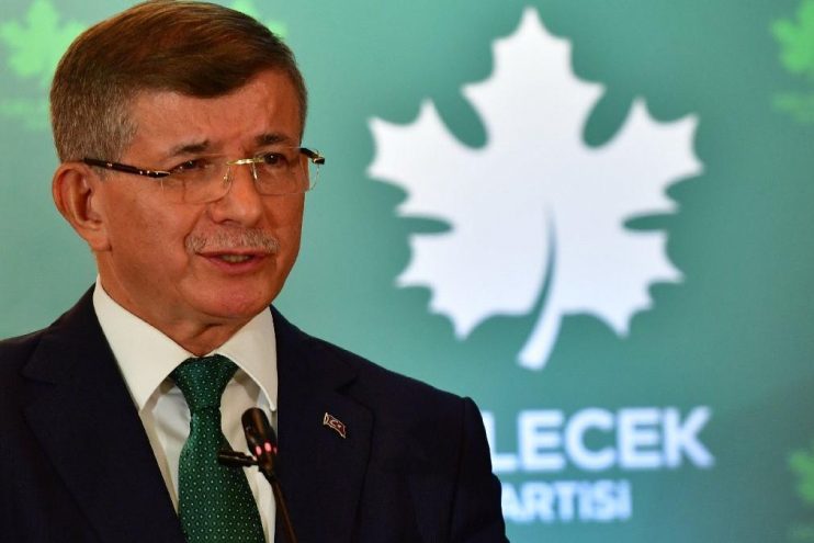 Թուրքիայի ներկայիս քաղաքականությունը պարտվողական է․ Դավութօղլու