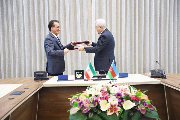 Азербайджан и Иран подписали соглашение о сотрудничестве в железнодорожной сфере