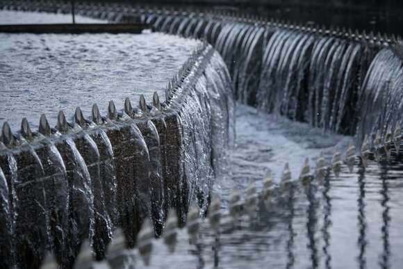 Коронавирус присутствовал в сточных водах Милана и Турина за два месяца до выявления первых случаев заражения: исследование 