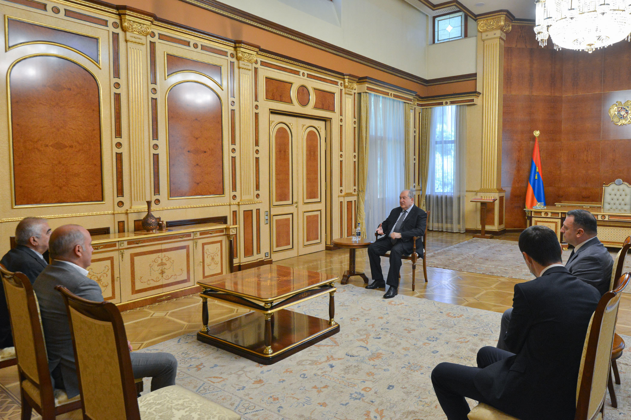 Армен Саргсян принял делегацию общественной организации “Союз офицеров запаса СНБ”