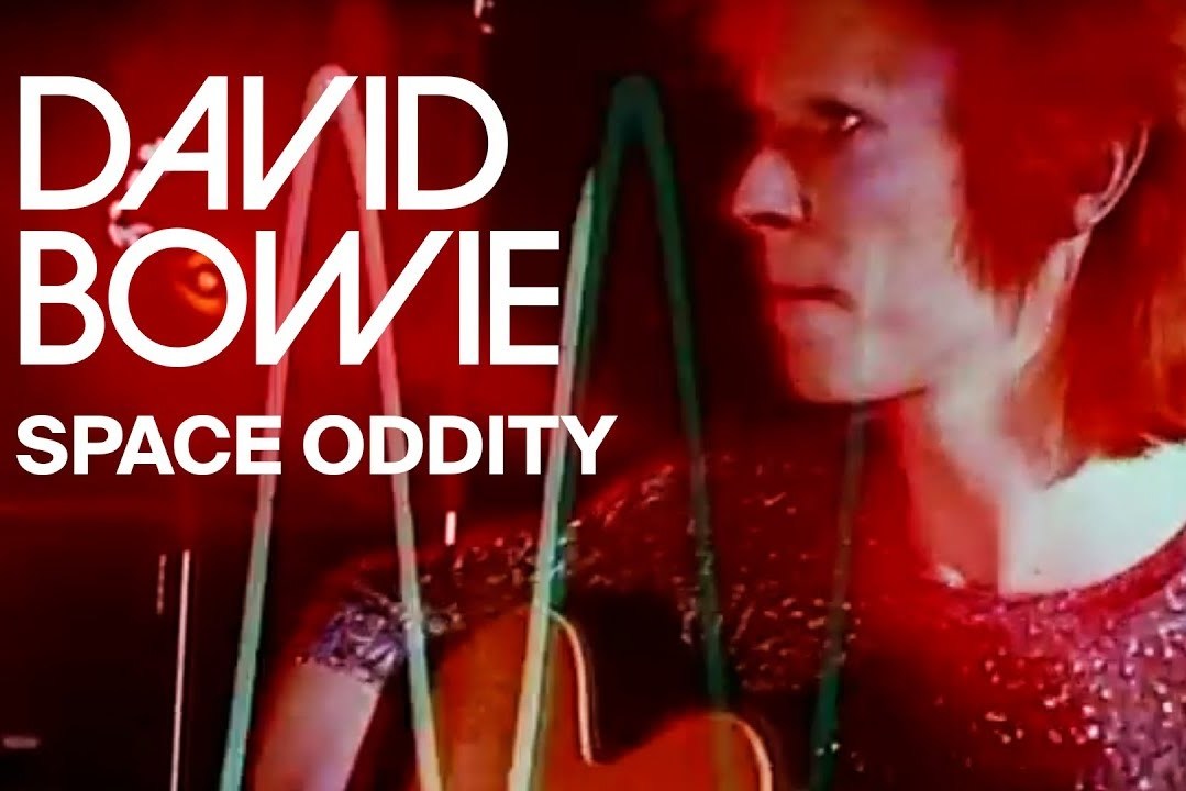 История одной песни: «Space Oddity» принесла Дэвиду Боуи поистине космическую славу 