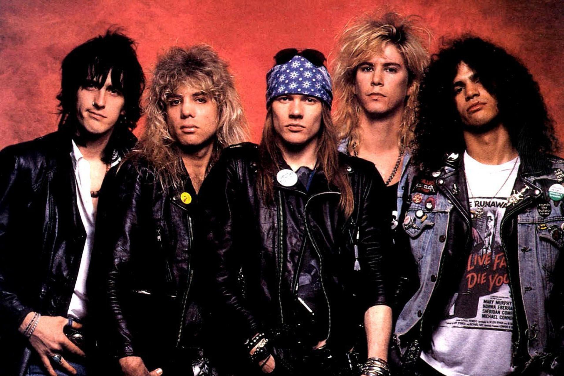 Легендарная группа Guns N’Roses начнет записывать новый альбом после небольшого октябрьского тура