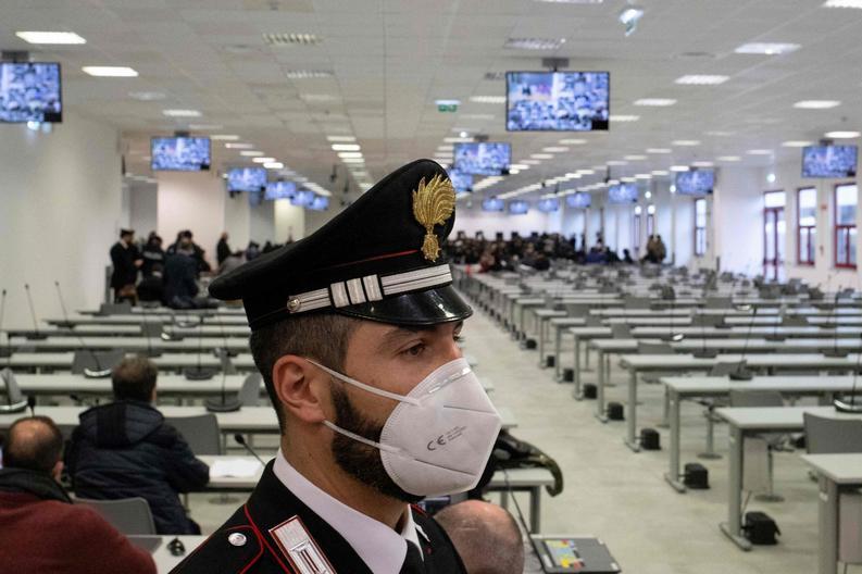 Показательный процесс: в Италии завершился крупнейший за 30 лет суд над мафией