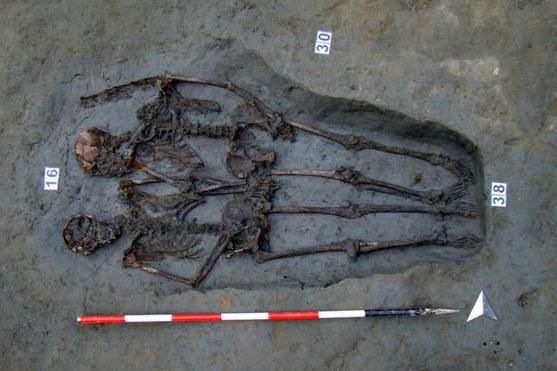 Держались за руки более полутора тысяч лет: обнаруженные при раскопках в Италии «любовники из Модены» оказались мужчинами