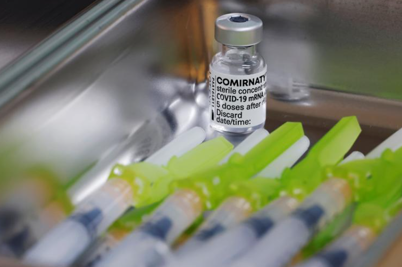 BioNTech и Pfizer начали испытания вакцины от коронавируса на детях младше 12 лет