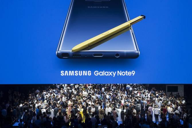 Samsung обогнал iPhone в рейтинге лучших смартфонов 2018 года