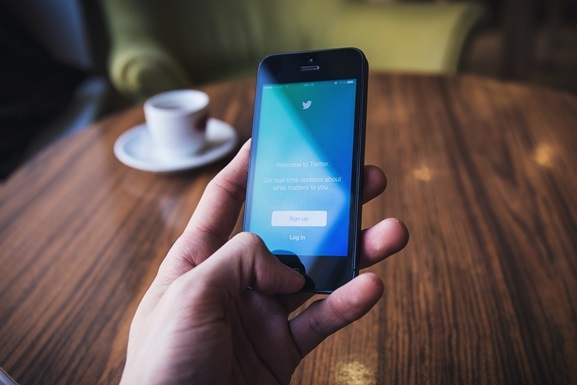 Пользователи Twitter впредь смогут зарабатывать на блогах