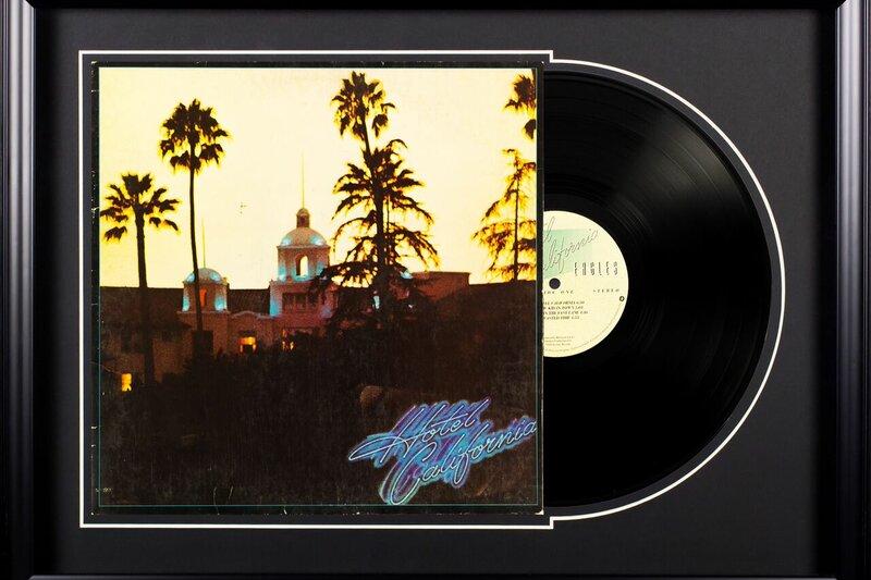 История одного шедевра: «Hotel California» группы Eagles выйдя в свет в феврале 1977 года, продолжает звучать во всех уголках мира