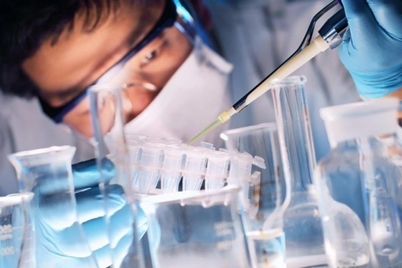 Китай обещаeт поделится вакциной против коронавируса со всем миром после ее разработки