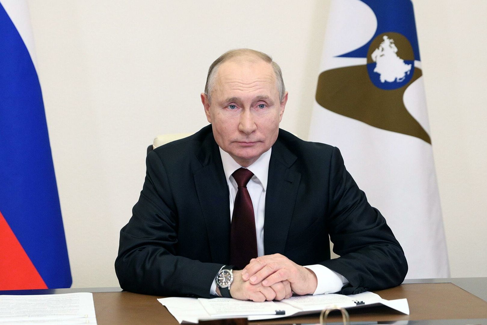 Путин: Россия стремится и будет стремиться улучшить ситуацию с трудовыми мигрантами