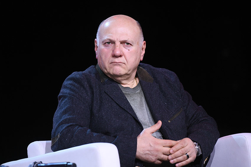 Новым худруком театра Армена Джигарханяна назначен Сергей Газаров