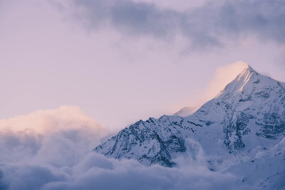 Полгода спустя: Эверест в сентябре откроется для туристов