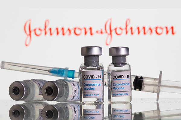 Регулятор США рекомендовал приостановить использование вакцины Johnson & Johnson